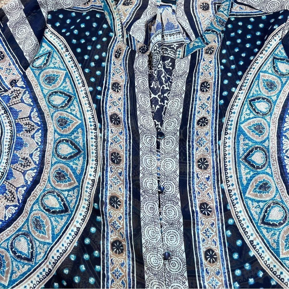 Lucky Brand Tunic Top Blouse Semi-Sheer Paisley Button Up Size M - Picture 3 of 8